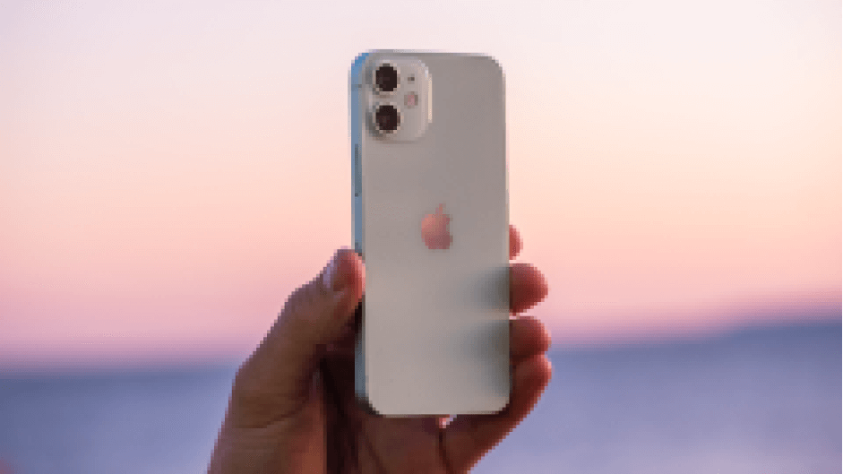 Обзор смартфона Apple iPhone 12 Mini 64 ГБ