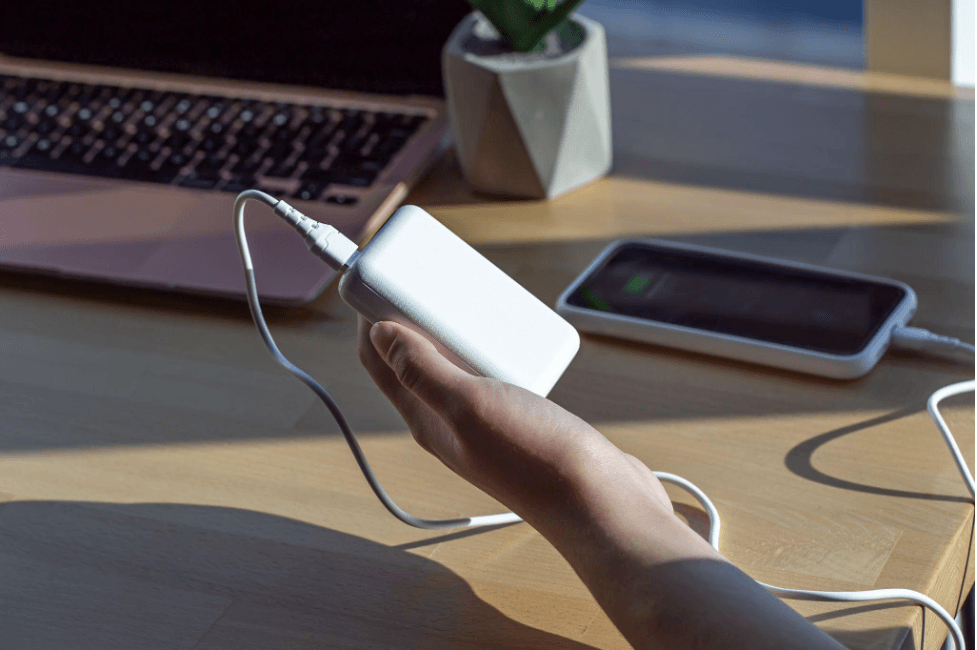 Как правильно выбрать power bank для смартфона и техники