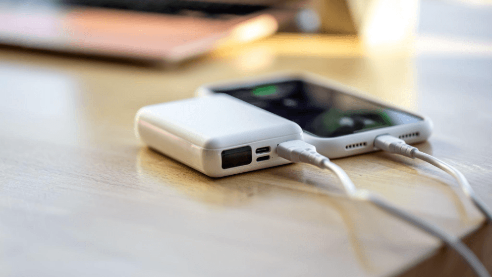 Как правильно выбрать power bank для смартфона и техники