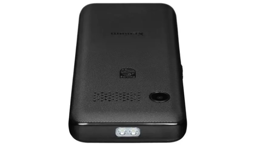 Телефон Philips Xenium E6500 Black (Черный)